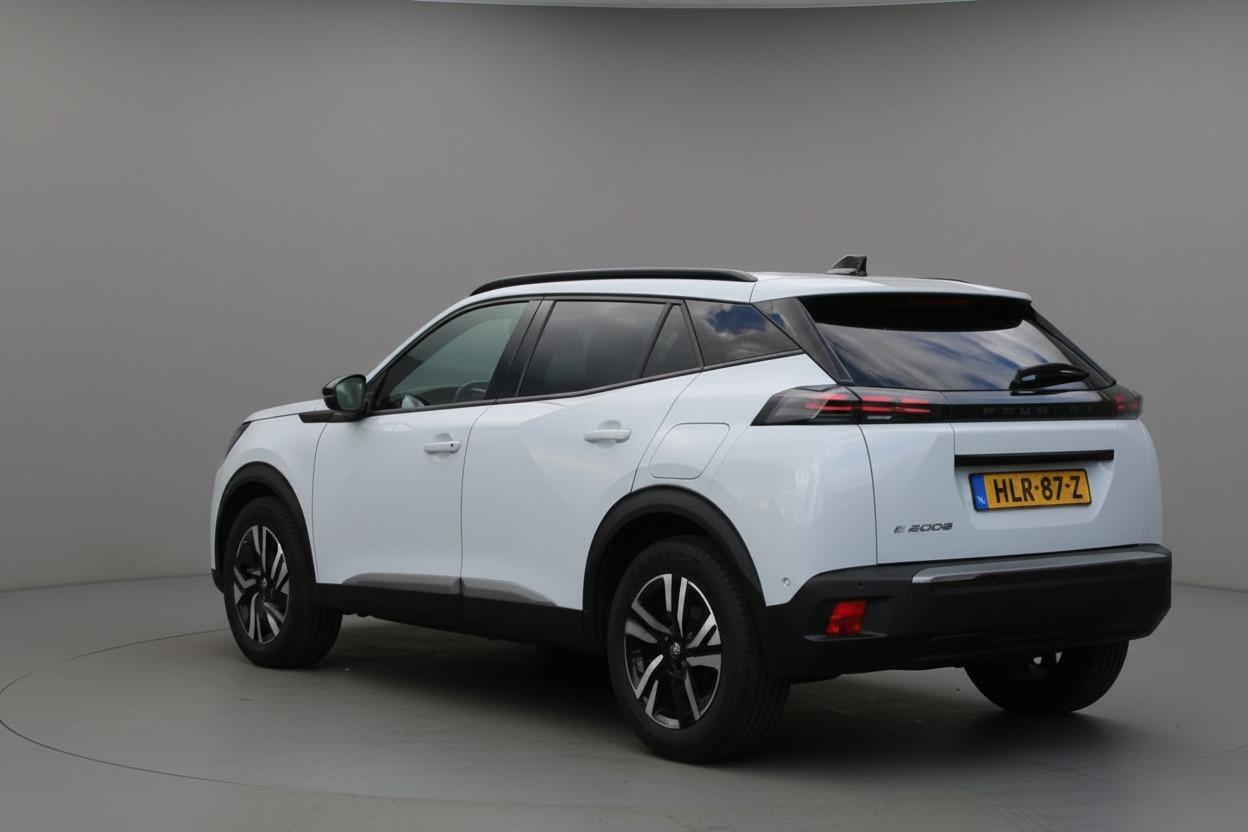Peugeot e-2008