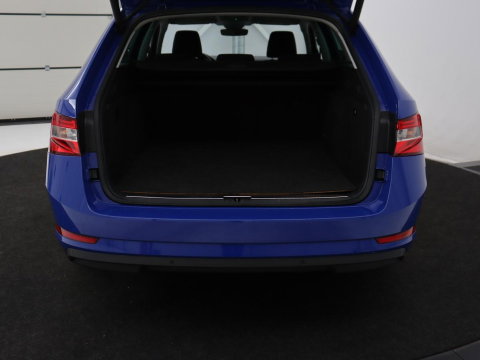Škoda Superb 1.4 TSI iV Business Edition | SOH 92,3% | Stoelverwarming | Virtual Cockpit | Adaptive cruise | Camera | Carplay | Navigatie | Full LED | Parkeerhulp | PHEV | Plug In