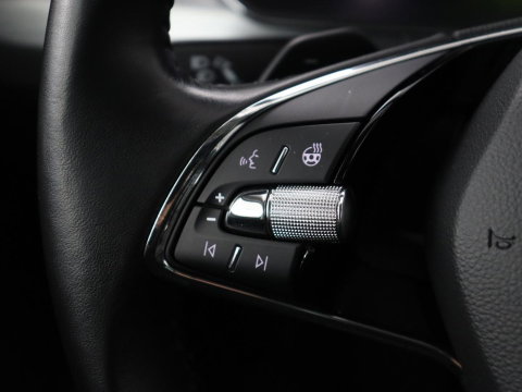 Škoda Superb 1.4 TSI iV Business Edition | SOH 92,3% | Stoelverwarming | Virtual Cockpit | Adaptive cruise | Camera | Carplay | Navigatie | Full LED | Parkeerhulp | PHEV | Plug In