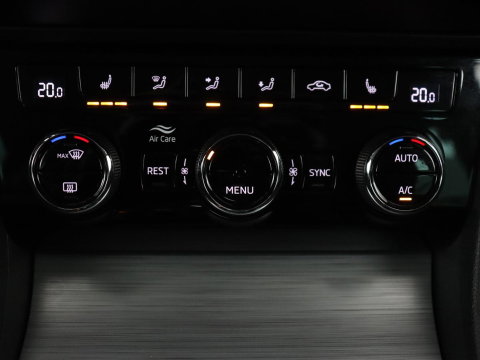 Škoda Superb 1.4 TSI iV Business Edition | SOH 92,3% | Stoelverwarming | Virtual Cockpit | Adaptive cruise | Camera | Carplay | Navigatie | Full LED | Parkeerhulp | PHEV | Plug In