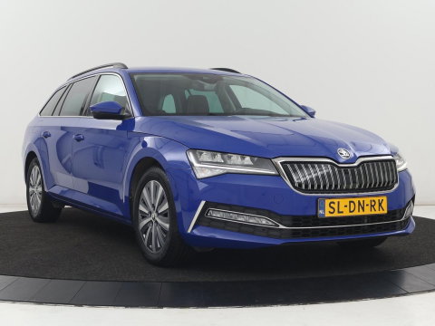 Škoda Superb 1.4 TSI iV Business Edition | SOH 92,3% | Stoelverwarming | Virtual Cockpit | Adaptive cruise | Camera | Carplay | Navigatie | Full LED | Parkeerhulp | PHEV | Plug In