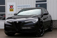 Alfa Romeo Stelvio - 2.0T 280PK AWD Veloce*Perfect Alfa Onderh.*Black pack/ACC met stuurhulp/H&K/Memorie/Camera/Leder/Stoelverw./Stuurverw./Dodehoek/DAB/LED/Elek. Klep/Parkeersens.V+A/21 inch LM*