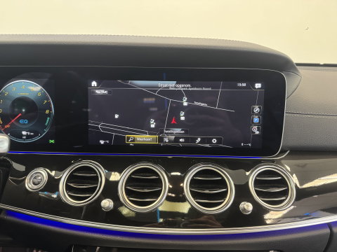 Mercedes-Benz E-Klasse 300 e AMG Line PDC ACC Schuifkanteldak 360 Camera 20 inch