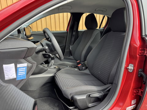Peugeot 208 1.2 PureTech Active Pack | Origineel Nederlands | Apple Carplay | Android Auto | Lane Assist | Cruise Control | DAB | Navigatie |