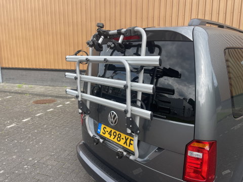 Volkswagen Caddy | Beach | Parkeersensoren | Stoelverwarming | Navigatie | 5 Persoons | Airconditioning | Fietsendrager | Lichtmetaal 16'' |