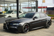 Alfa Romeo Giulia - 2.0 T AWD Veloce | Carbon | Carplay | Milano Edition