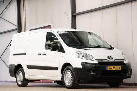 Toyota ProAce 2.0D L2H1 130 PK LANG AIRCO TREKHAAK