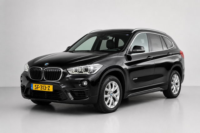 BMW X1 - sDrive18i High Executive AUTOMAAT NL AUTO*CAMERA*LED