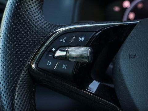 Škoda Karoq 1.5 TSI ACT Sportline Business