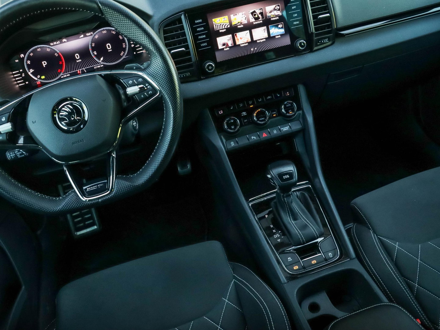 Škoda Karoq 1.5 TSI ACT Sportline Business