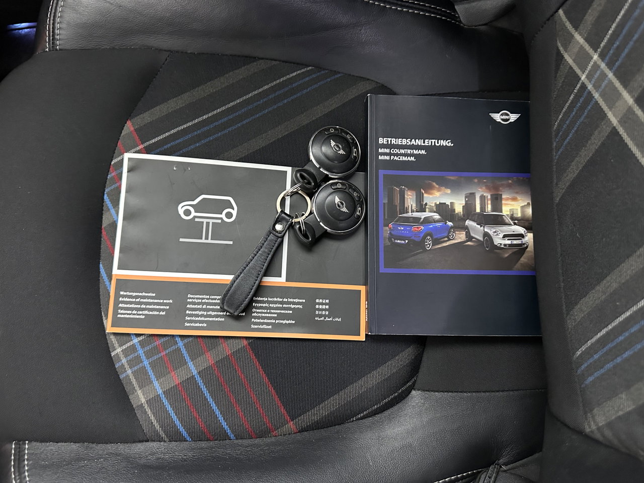 MINI Paceman