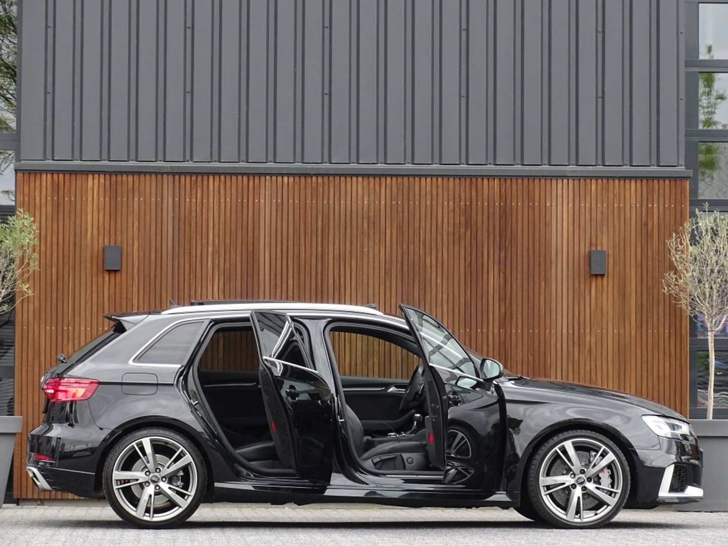 Audi A3 Sportback 2.5 TFSI RS3 Quattro 400PK / KERAMISCH / B&O