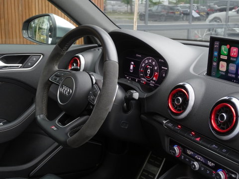 Audi A3 Sportback 2.5 TFSI RS3 Quattro 400PK / KERAMISCH / B&O
