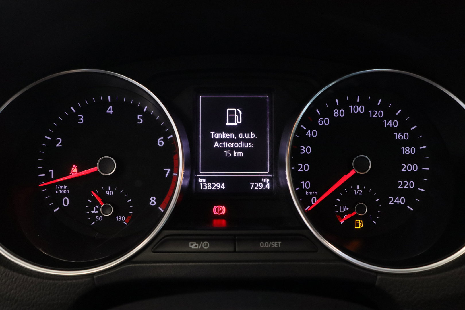 Volkswagen Polo 1.2 TSI Comfortline Business Cruisecontrol Navigatie Carplay PDC 24 Maanden garantie* (Vraag naar de voorwaarden)