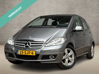 Mercedes-Benz A-Klasse - A160 Sport (AIRCO, LEDER, LOGISCH NAP, SPORTSTOELEN, CRUISE, PARKEERSENSOREN, NIEUWE APK, NIEUWSTAAT)