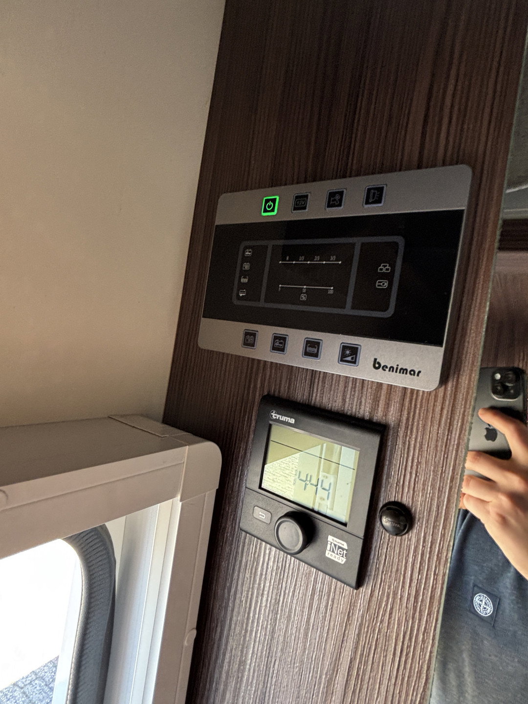 Benimar TESSORO 497 Automaat / Queensbed / Elektrische Hef