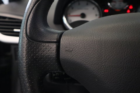 Peugeot 207 1.4 VTi Urban Move Cruise control PDC 55915KM NAP!