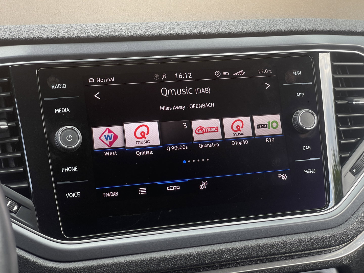 Volkswagen T-Roc Cabrio 1.5 TSI R-Line | Automaat | Lederen bekleding | Apple Carplay | Beats Audio | Navigatie | Keyless | DAB |