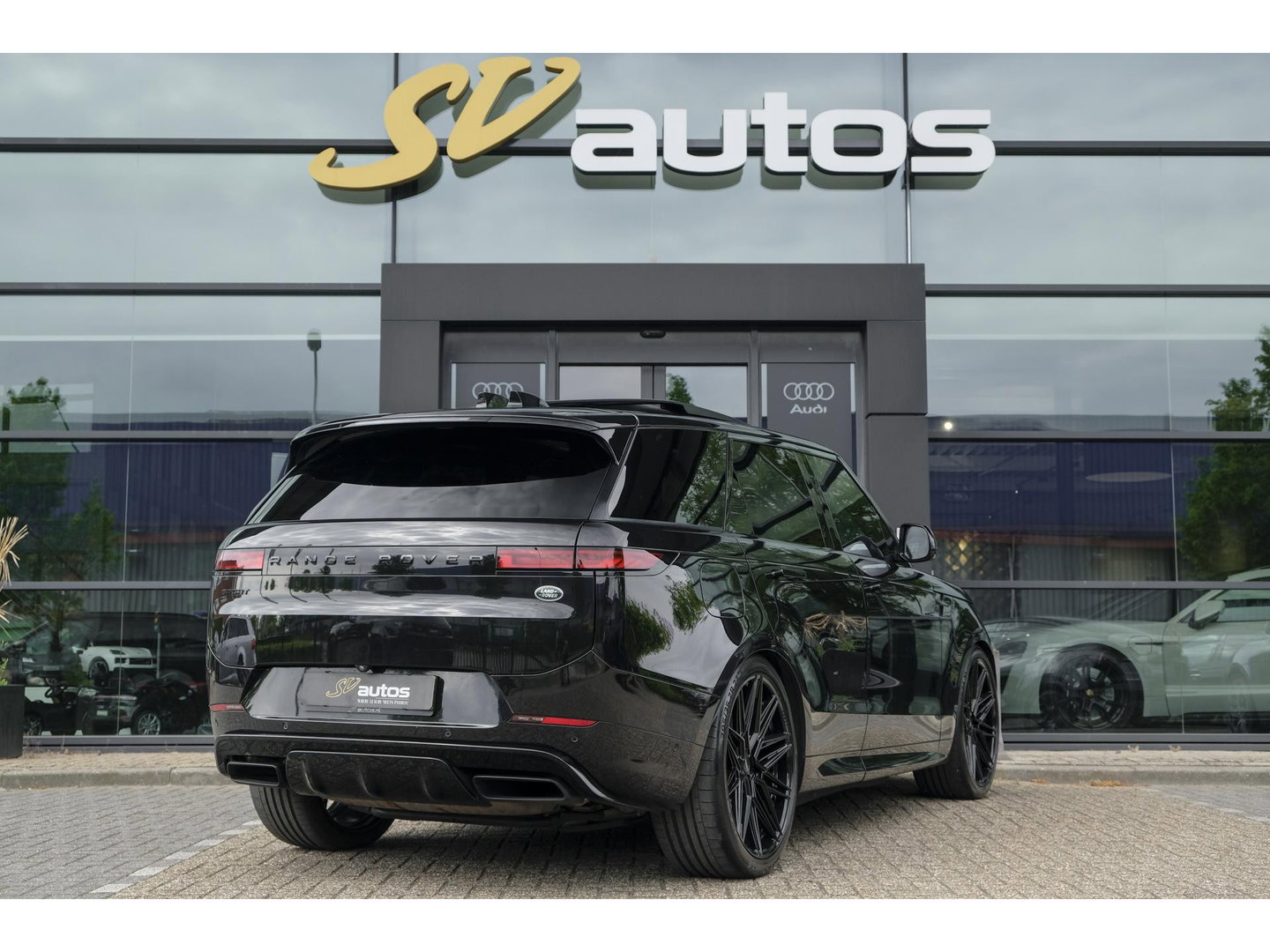Land Rover Range Rover Sport P510e 510pk First Edition Panoramadak 4-Wielsturing *BTW* *SOH 93%* HD-koplampen Vossen VOL!