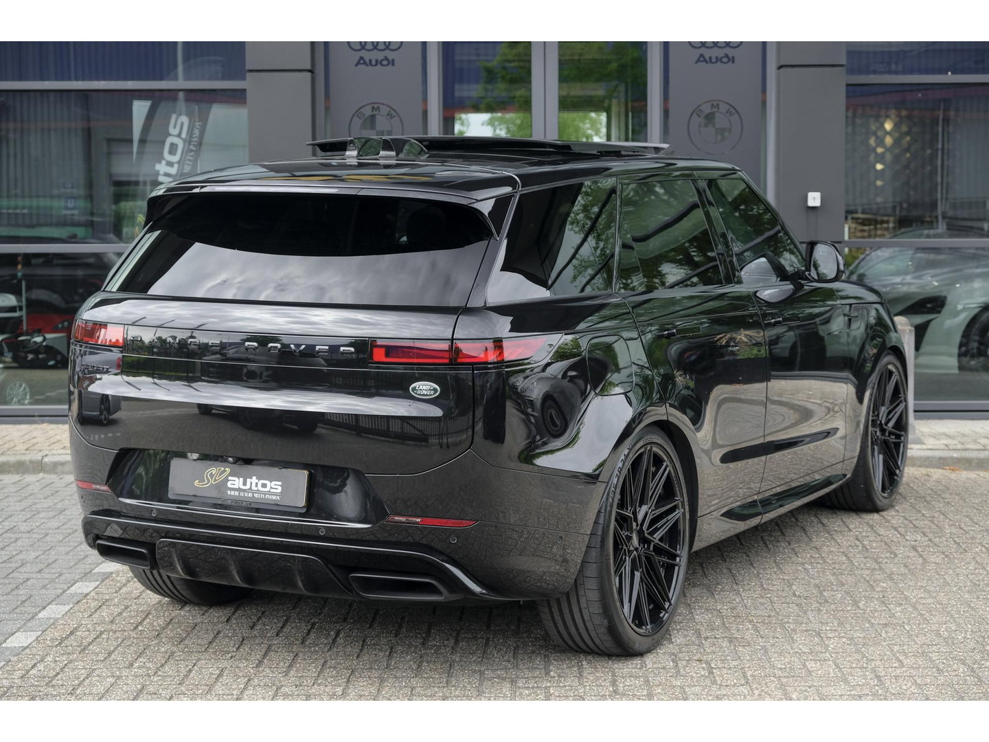 Land Rover Range Rover Sport P510e 510pk First Edition Panoramadak 4-Wielsturing *BTW* *SOH 93%* HD-koplampen Vossen VOL!