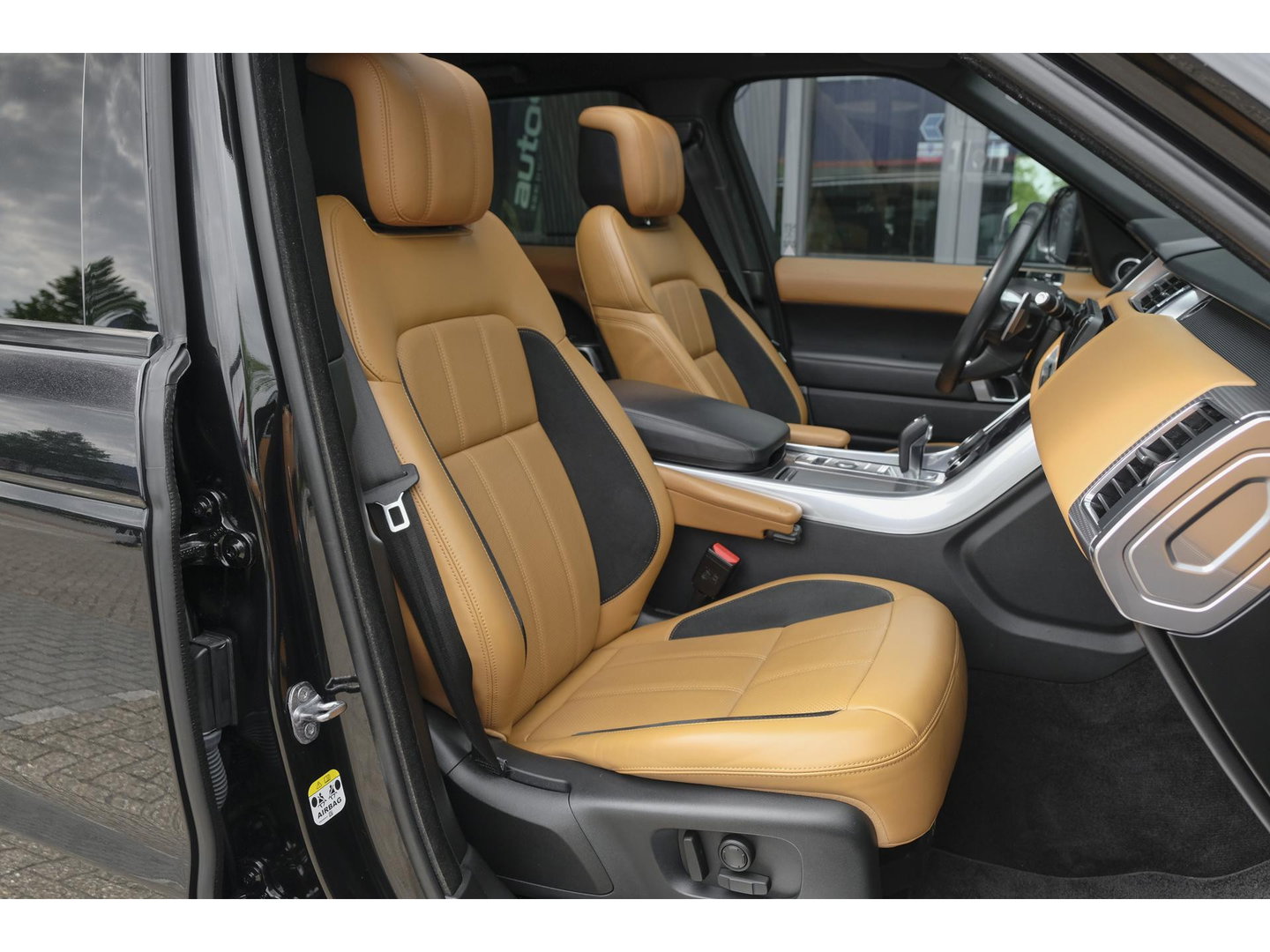 Land Rover Range Rover Sport P400e 404pk HSE Dynamic Panoramadak *BTW* Trekhaak Black pack Meridian 21" LMV