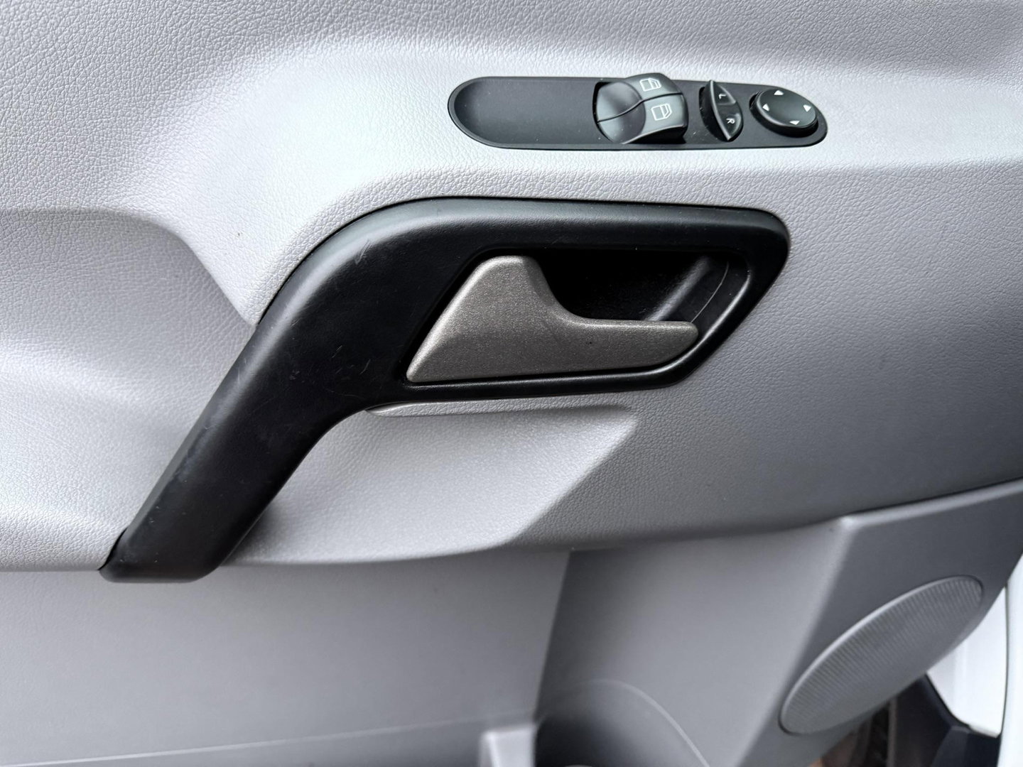 Mercedes-Benz Sprinter 311 2.2 CDI 366 L2H1 lang laag APK NAP automaat