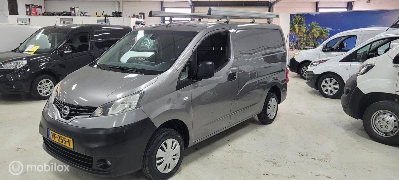 Nissan NV200