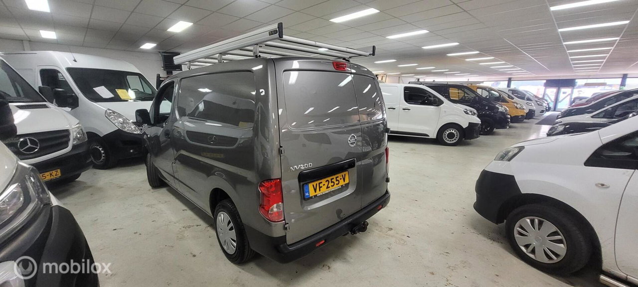 Nissan NV200
