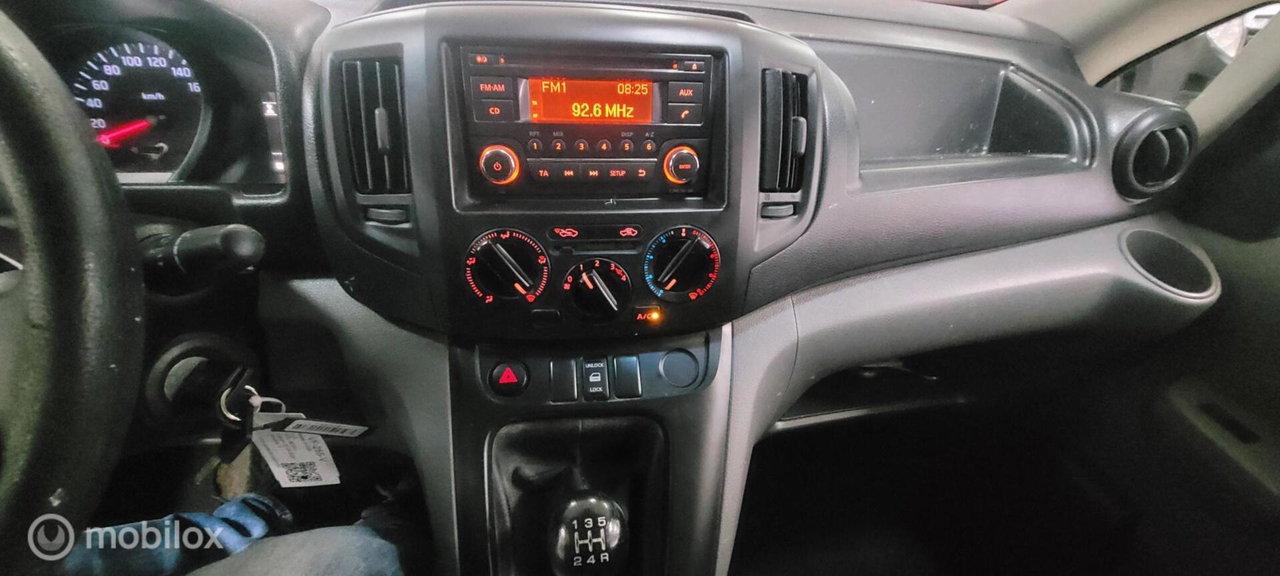Nissan NV200