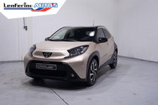 Toyota Aygo - X 1.0 VVT-i Team Deutschland Achteruitrijcamera Apple Carplay Stoelverwarming