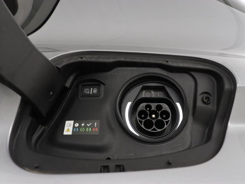 Peugeot 308 1.6 Plug-in Hybrid 180 Active Pack Business | SOH 95,4% | Carplay | Full LED | Cruise control | Parkeerhulp | Climate control | Digital Cockpit | PHEV
