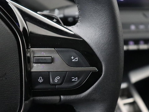 Peugeot 308 1.6 Plug-in Hybrid 180 Active Pack Business | SOH 95,4% | Carplay | Full LED | Cruise control | Parkeerhulp | Climate control | Digital Cockpit | PHEV