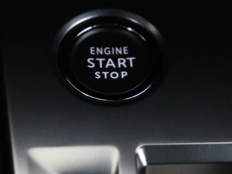 Peugeot 308 1.6 Plug-in Hybrid 180 Active Pack Business | SOH 95,4% | Carplay | Full LED | Cruise control | Parkeerhulp | Climate control | Digital Cockpit | PHEV