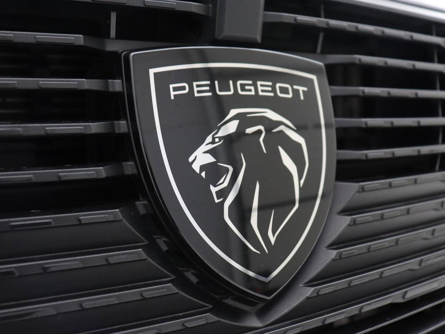 Peugeot 308 1.6 Plug-in Hybrid 180 Active Pack Business | SOH 95,4% | Carplay | Full LED | Cruise control | Parkeerhulp | Climate control | Digital Cockpit | PHEV