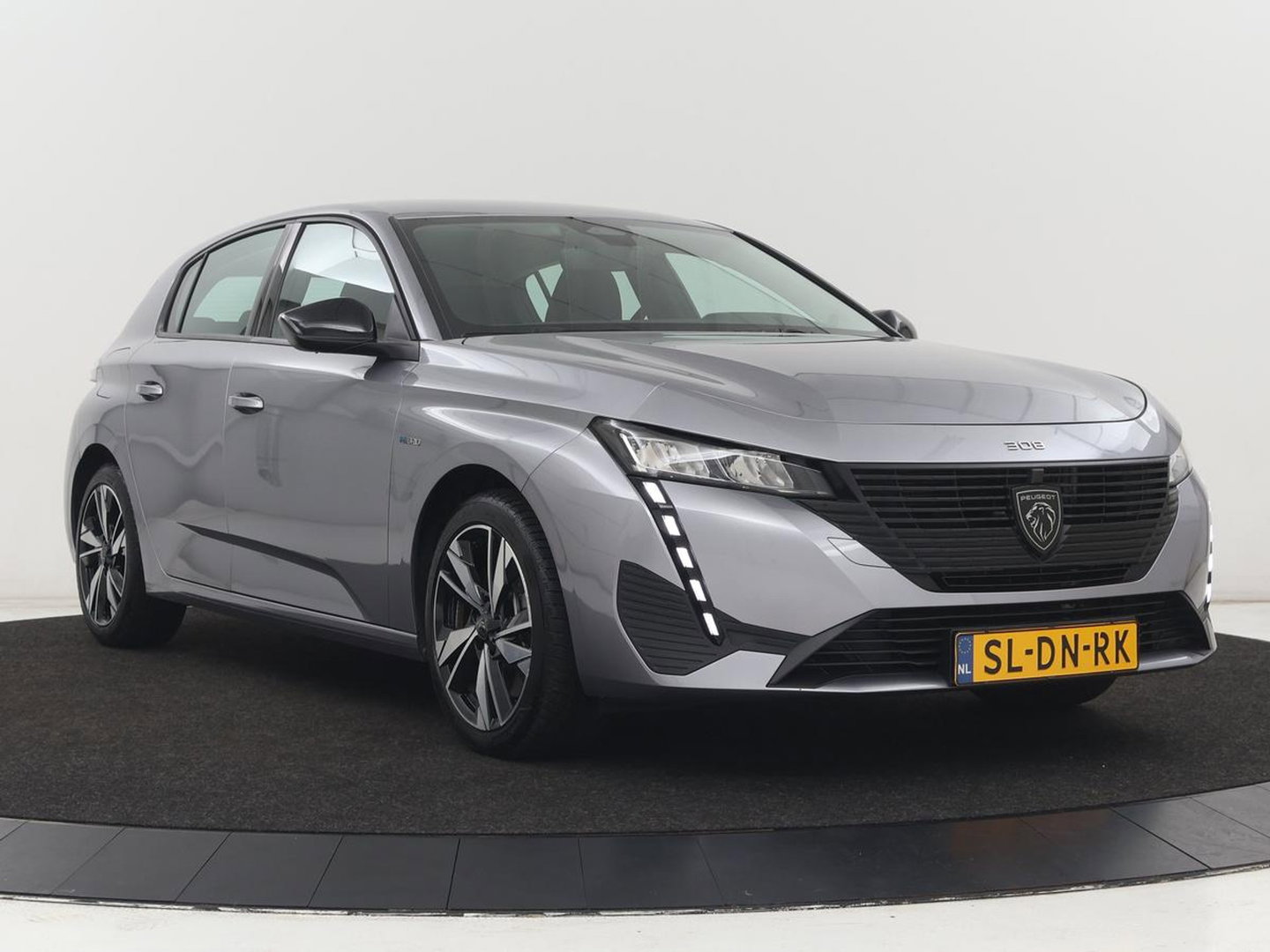 Peugeot 308 1.6 Plug-in Hybrid 180 Active Pack Business | SOH 95,4% | Carplay | Full LED | Cruise control | Parkeerhulp | Climate control | Digital Cockpit | PHEV