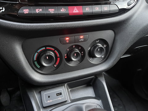 Fiat Doblò 1.3 MJ L1 | Ex. BTW | Trekhaak | | Navigatie | Airconditioning | Cruise Control | Bluetooth | DAB | Multifunctioneel Stuurwiel | Elektrische Spiegels | Elektrische Ramen |