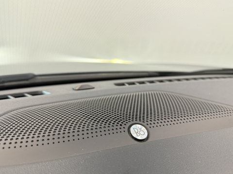 Ford Kuga 2.5 PHEV Vignale B&O Verwarmde achterbank Elec klep 24 Maanden garantie* (Vraag naar de voorwaarden)