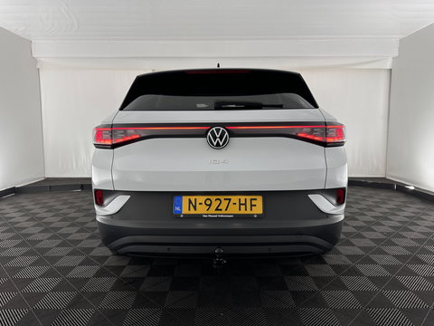 Volkswagen ID.4 Business 77 kWh [ 3-Fase-11kW ] {SOH-83%} (INCL.BTW) *LEATHER-FABRIC | ADAPTIVE-CRUISE | FULL-LED | HEATED-COMFORTSEATS | KEYLESS | CAMERA | DIGI-COCKPIT | DAB | NAVI-FULLMAP | PRIVACY-GLASS | ECC | PDC | TOWBAR | 19''ALU*