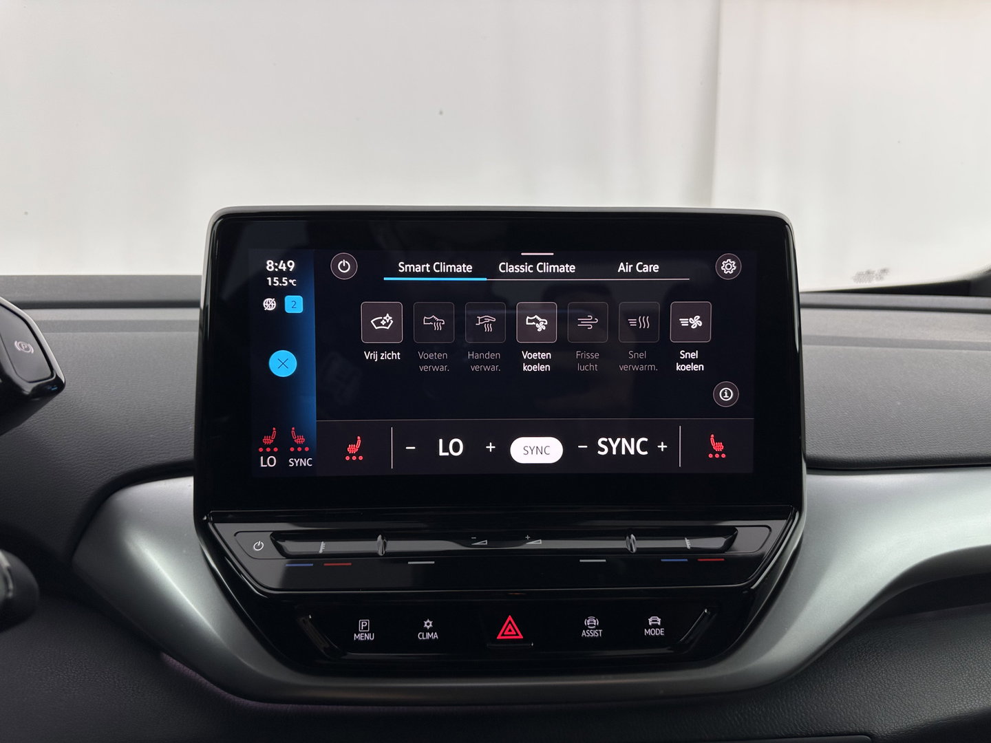 Volkswagen ID.4 Business 77 kWh [ 3-Fase-11kW ] {SOH-83%} (INCL.BTW) *LEATHER-FABRIC | ADAPTIVE-CRUISE | FULL-LED | HEATED-COMFORTSEATS | KEYLESS | CAMERA | DIGI-COCKPIT | DAB | NAVI-FULLMAP | PRIVACY-GLASS | ECC | PDC | TOWBAR | 19''ALU*