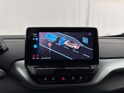 Volkswagen ID.4 Business 77 kWh [ 3-Fase-11kW ] {SOH-83%} (INCL.BTW) *LEATHER-FABRIC | ADAPTIVE-CRUISE | FULL-LED | HEATED-COMFORTSEATS | KEYLESS | CAMERA | DIGI-COCKPIT | DAB | NAVI-FULLMAP | PRIVACY-GLASS | ECC | PDC | TOWBAR | 19''ALU*