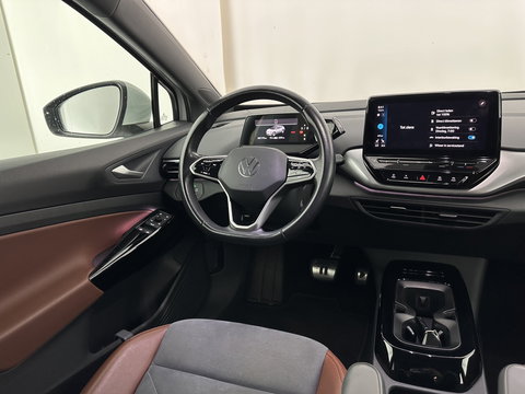 Volkswagen ID.4 Business 77 kWh [ 3-Fase-11kW ] {SOH-83%} (INCL.BTW) *LEATHER-FABRIC | ADAPTIVE-CRUISE | FULL-LED | HEATED-COMFORTSEATS | KEYLESS | CAMERA | DIGI-COCKPIT | DAB | NAVI-FULLMAP | PRIVACY-GLASS | ECC | PDC | TOWBAR | 19''ALU*