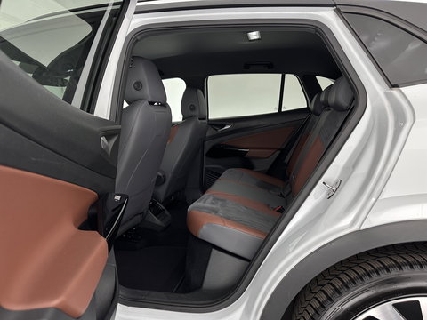 Volkswagen ID.4 Business 77 kWh [ 3-Fase-11kW ] {SOH-83%} (INCL.BTW) *LEATHER-FABRIC | ADAPTIVE-CRUISE | FULL-LED | HEATED-COMFORTSEATS | KEYLESS | CAMERA | DIGI-COCKPIT | DAB | NAVI-FULLMAP | PRIVACY-GLASS | ECC | PDC | TOWBAR | 19''ALU*