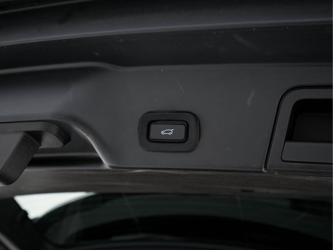 Land Rover Range Rover Evoque 2.0 D180 AWD SE (INCL-BTW) Aut. *LEATHER | FULL-LED | HEATED-COMFORTSEATS | NAVI-FULLMAP | SHIFTPADDLES | CAMERA | ECC | CARPLAY | PDC | CRUISE | 18''ALU*