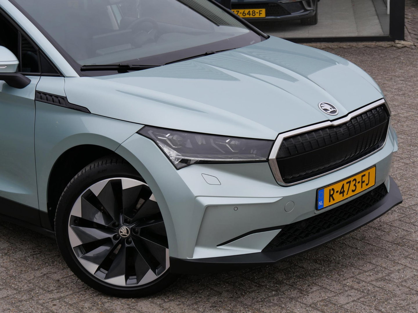 Škoda Enyaq iV 60/ LEER/ ASSISTENTIE PACK/ COMFORT PACK/ LICHT PACK/ 21INCH VELGEN/ SOH 92%