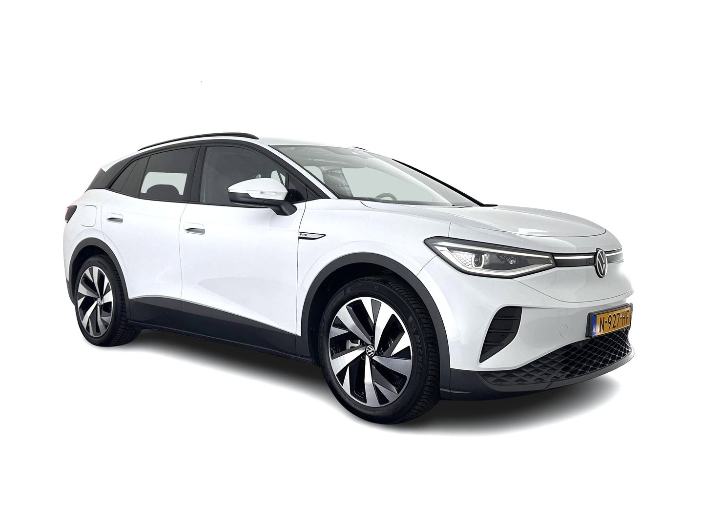 Volkswagen ID.4 Business 77 kWh [ 3-Fase-11kW ] {SOH-83%} (INCL.BTW) *LEATHER-FABRIC | ADAPTIVE-CRUISE | FULL-LED | HEATED-COMFORTSEATS | KEYLESS | CAMERA | DIGI-COCKPIT | DAB | NAVI-FULLMAP | PRIVACY-GLASS | ECC | PDC | TOWBAR | 19''ALU*