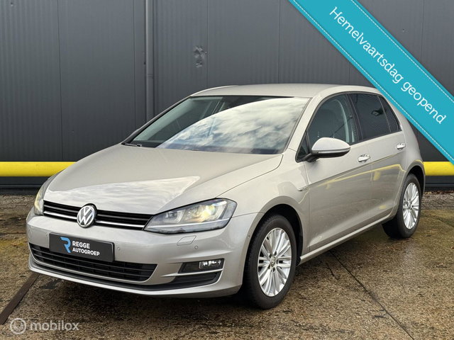 Volkswagen Golf - 1.2 TSI CUP Edition XENON | STOELVERWARMING