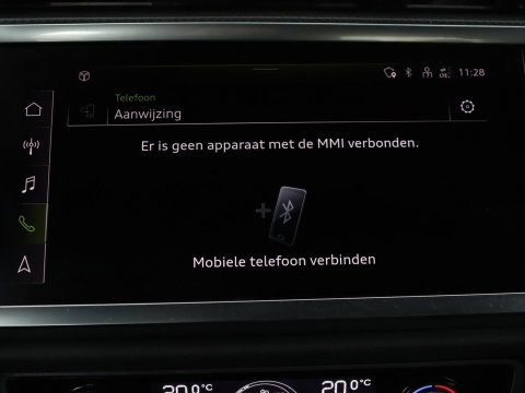 Audi Q3 45 TFSIe S edition | SOH 88% | Sportstoelen | Carplay | Trekhaak | Virtual Cockpit | Navigatie | Camera | Full LED | Half leder | Sfeerverlichting | Climate control | Parkeeerhulp | Cruise control | PHEV | Plug In