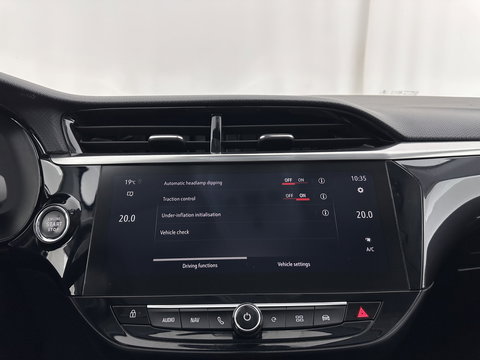 Opel CORSA-E Elegance 50 kWh [ 3-Fase ] (INCL-BTW) Aut. *FULL-LED | ADAPTIVE-CRUISE | DIGI-COCKPIT | LEATHER-MICROFIBRE | CARPLAY | CAMERA | ECC | KEYLESS | CRUISE | DAB | PRIVACY-GLASS | 16'' ALU*