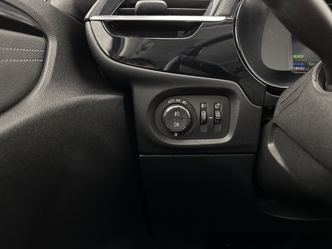 Opel CORSA-E Elegance 50 kWh [ 3-Fase ] (INCL-BTW) Aut. *FULL-LED | ADAPTIVE-CRUISE | DIGI-COCKPIT | LEATHER-MICROFIBRE | CARPLAY | CAMERA | ECC | KEYLESS | CRUISE | DAB | PRIVACY-GLASS | 16'' ALU*