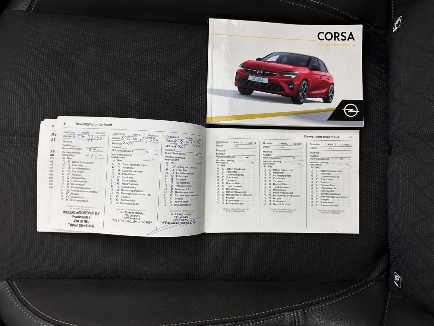 Opel CORSA-E Elegance 50 kWh [ 3-Fase ] (INCL-BTW) Aut. *FULL-LED | ADAPTIVE-CRUISE | DIGI-COCKPIT | LEATHER-MICROFIBRE | CARPLAY | CAMERA | ECC | KEYLESS | CRUISE | DAB | PRIVACY-GLASS | 16'' ALU*